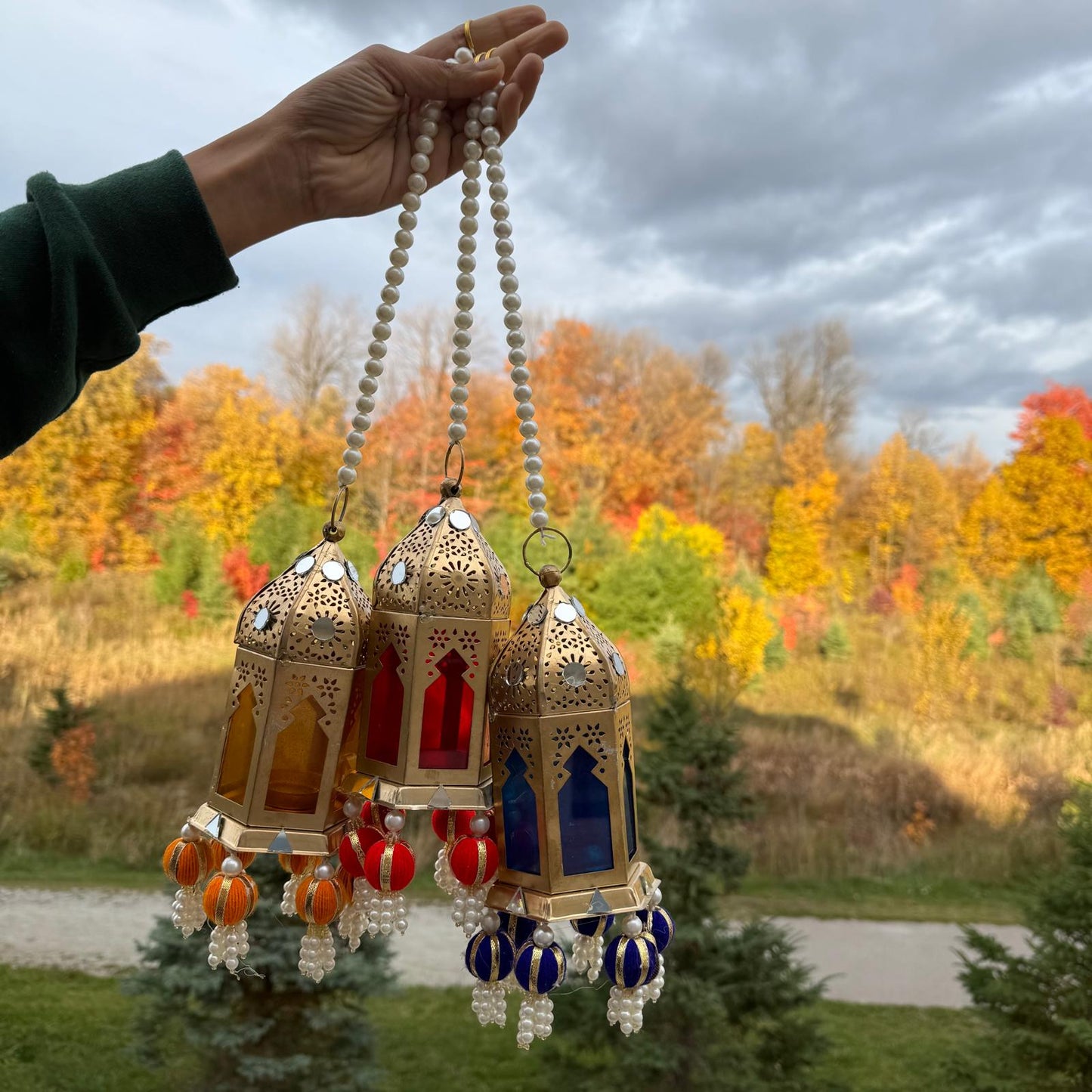 Lantern Pearl String | 20 Inches | 3 Colors