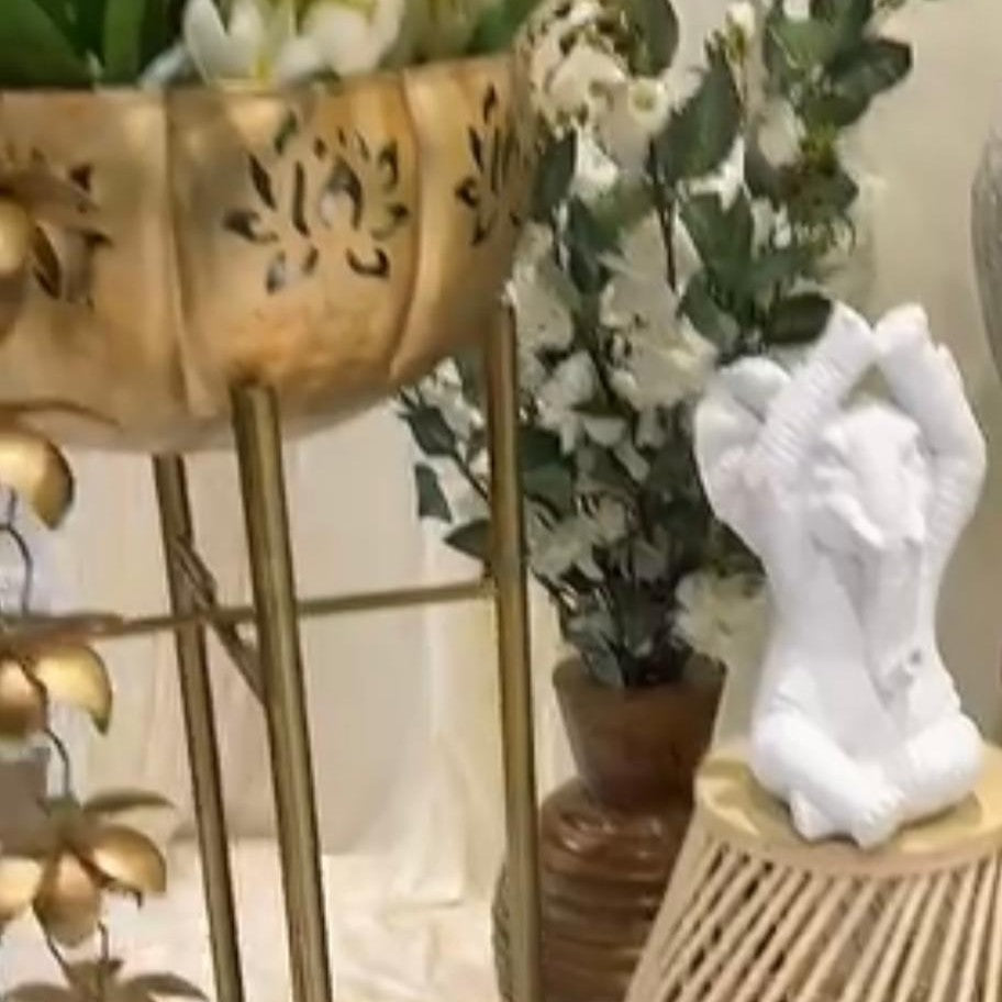 Urli with Removable Heavy Stand | 2 Sizes