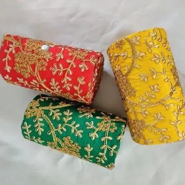 Embroidered Silk Bangle Box | 2 Sizes