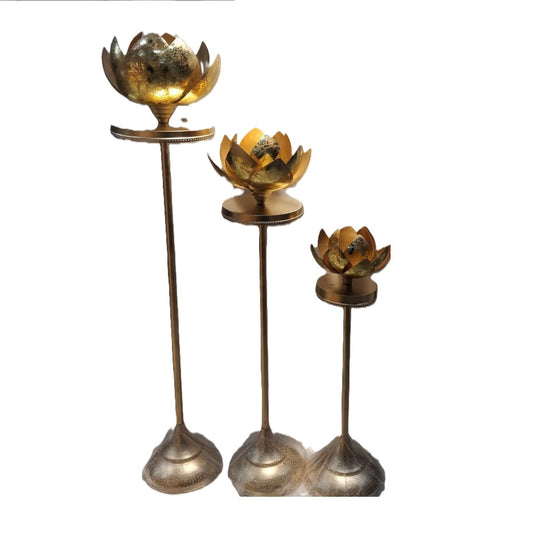 Heavy Lotus T Light Holder | Set of 3 | 6 Kg
